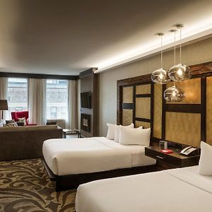 Queen Room